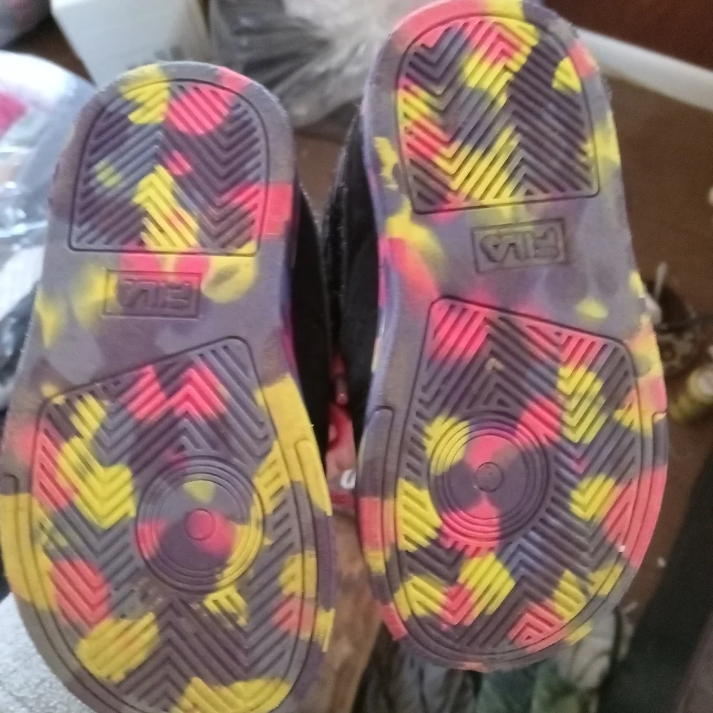 FILA Neon & Black Hi-top Lace Sneakers - Picture 6 of 6